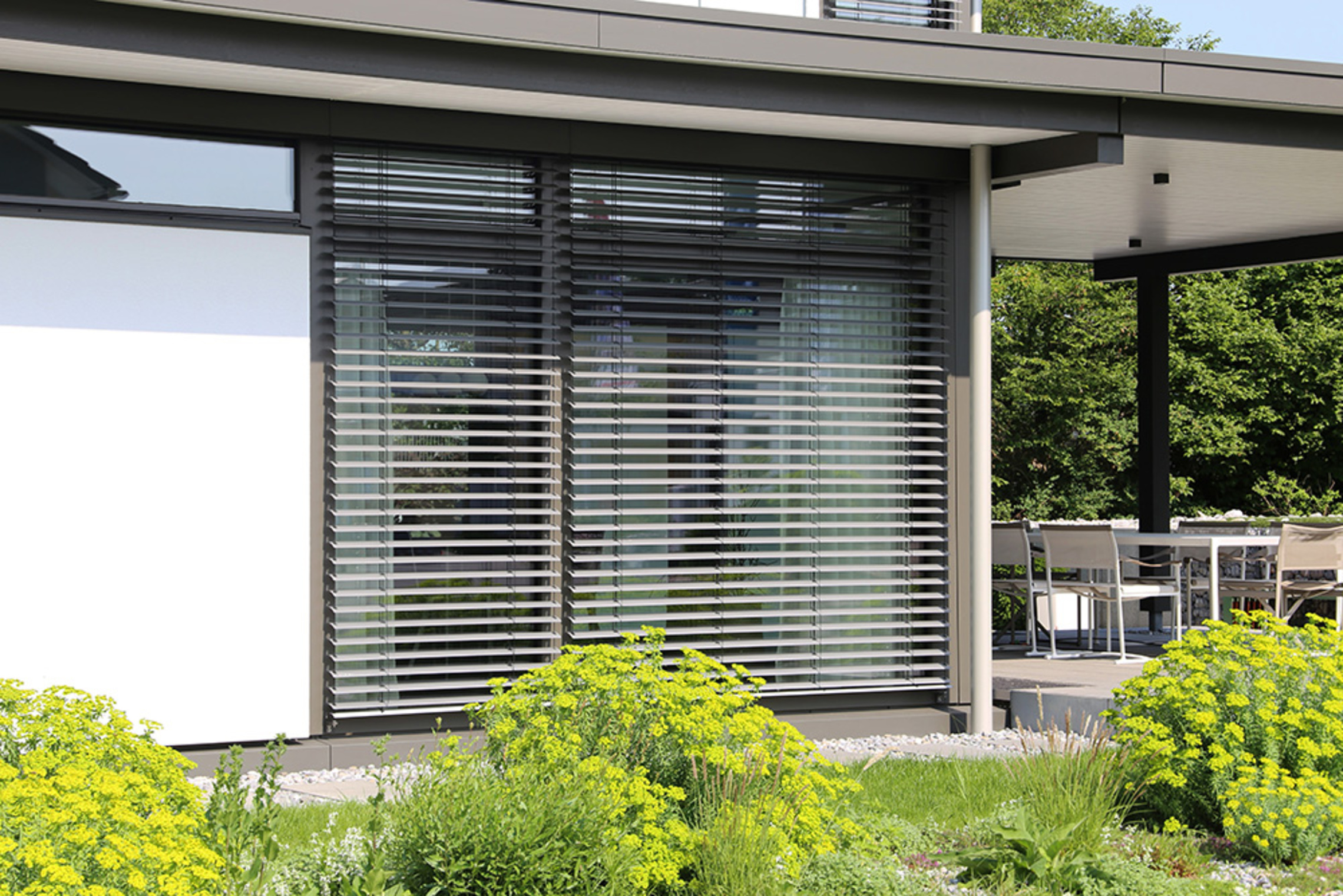 Rollladen&shy;steuerung bei Elektro Laub GmbH in Bad König