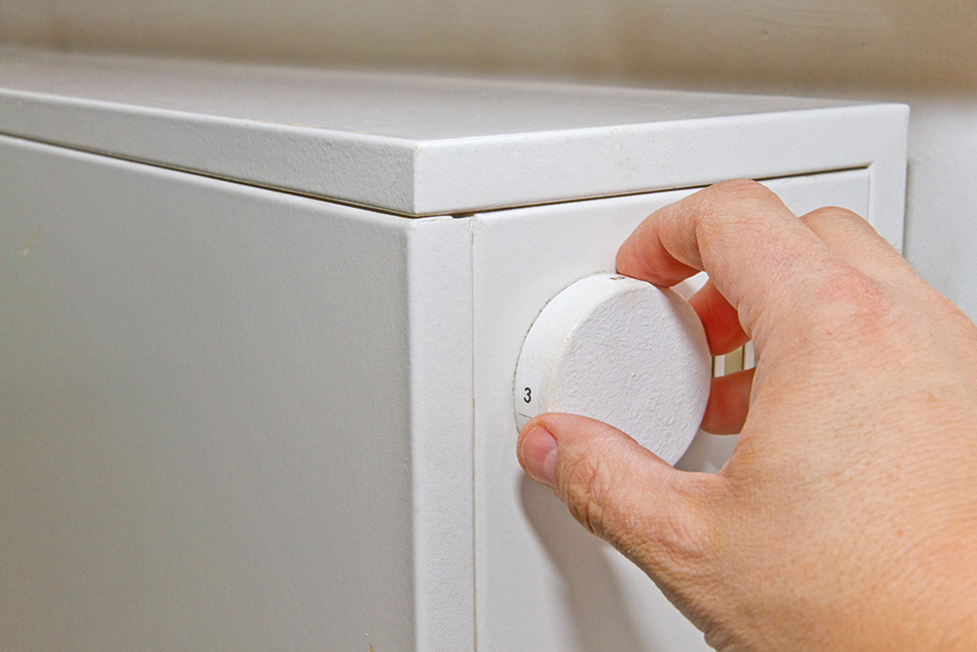 Nacht&shy;speicher&shy;heizung bei Elektro Laub GmbH in Bad König